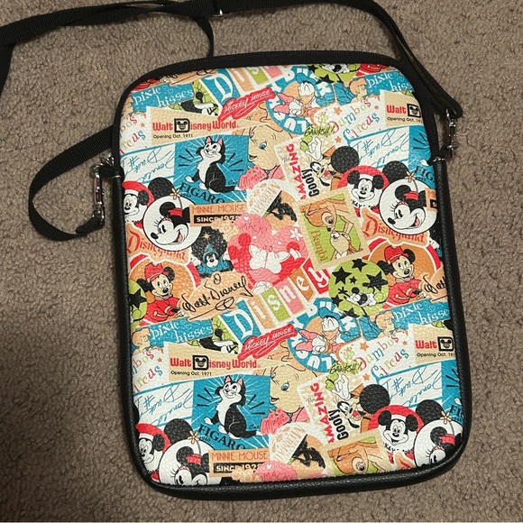 Retro Disney Park Logo D-Tech IPad Tablet Bag - Picture 3 of 8